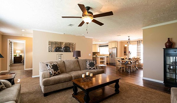 Bolton Homes DW / The Decatur Interior 30069