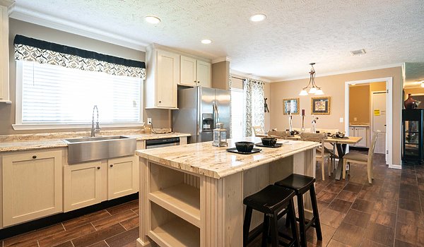 Bolton Homes DW / The Decatur Kitchen 30074