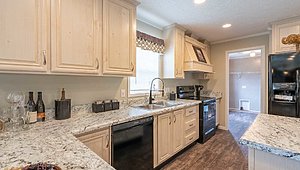 Bolton Homes DW / The Chartres Kitchen 36636
