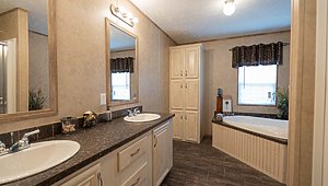 MD 28' Doubles / MD-34 Bathroom 30025