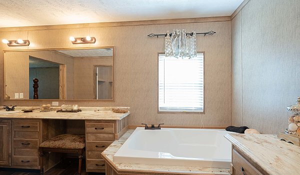 Bolton Homes DW / The Carrollton Bathroom 30058