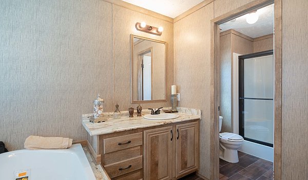 Bolton Homes DW / The Carrollton Bathroom 30059