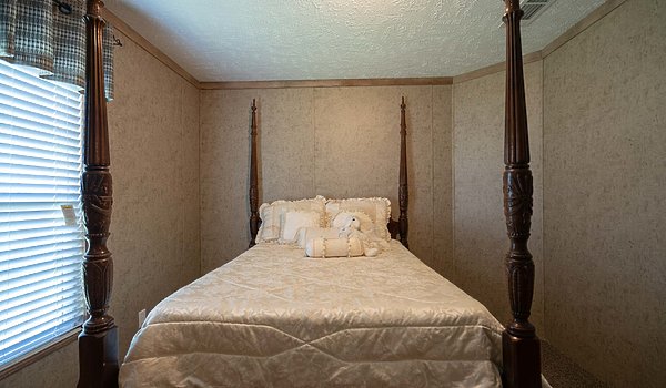 Bolton Homes DW / The Carrollton Bedroom 30052