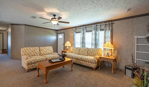 Bolton Homes DW / The Carrollton Interior 30037