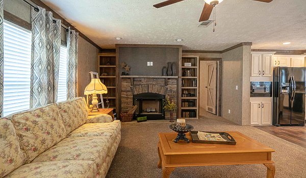 Bolton Homes DW / The Carrollton Interior 30038