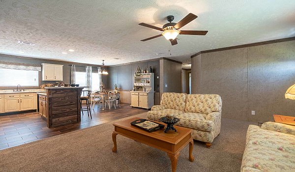 Bolton Homes DW / The Carrollton Interior 30040