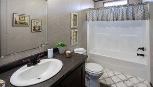MD 32' Doubles / MD-36-32 Bathroom 28197