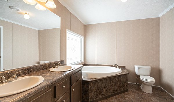 Bolton Homes DW / The Rampart Bathroom 31170