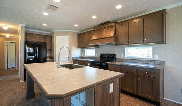 Bolton Homes DW / The Rampart Kitchen 31157