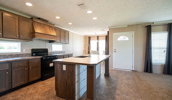 Bolton Homes DW / The Rampart Kitchen 31159