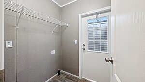 MD Singles / MD-116 Lakeside Interior 126462