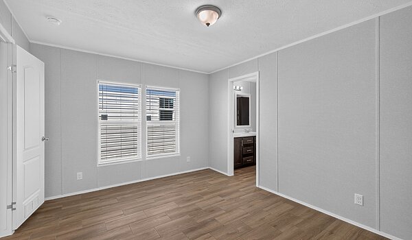 MD Singles / MD-102 Interior 135516