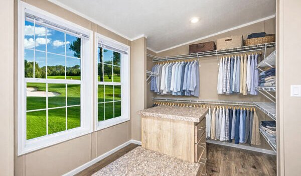 The Imperial / IMP-7644-39849 Interior 131440