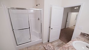 Westlake Single Section / 1W1033-V Bathroom 90168
