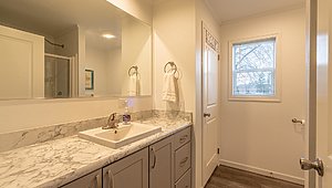 AVAILABLE TO PURCHASE / Westlake Retreats 3W1644-P Bathroom 63844