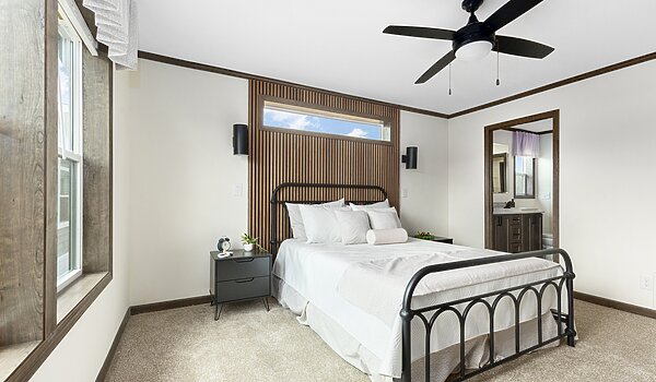 Westlake Retreats / WR28683B Bedroom 117553