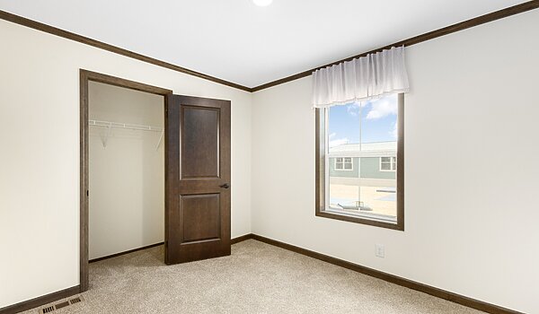 Westlake Retreats / WR28683B Bedroom 117554