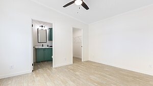 Westlake Retreats / WL16642B Bedroom 117602