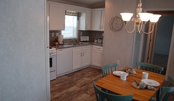 Single-Section Homes / G-557 Kitchen 31537