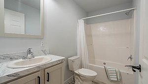 Kingsley Modular / The Newport 92574K Bathroom 79484