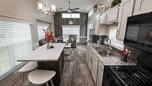 Country Manor / 100168 Kitchen 75968