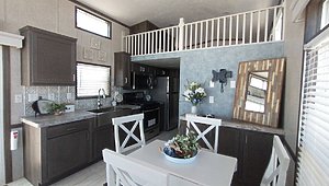 Country Manor / 100178 Kitchen 75986