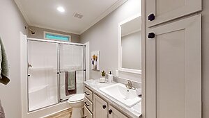 Anthem / The Sugar Run Duplex Bathroom 102839