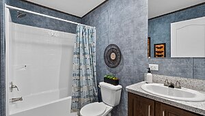 Essence / Rainier 27505 Interior 121722