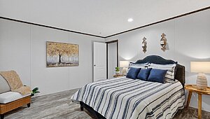 Essence / Rainier 27505 Interior 121717