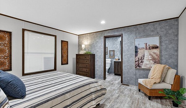 Essence / Rainier 27505 Interior 121718