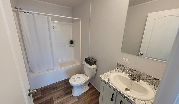 Essence / McKinley 28603A Bathroom 150498