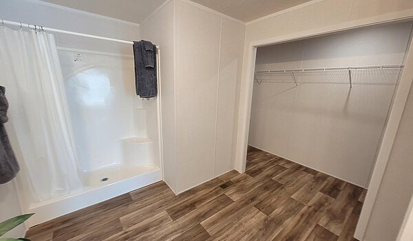 Essence / McKinley 28603A Bathroom 150499
