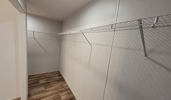 Essence / McKinley 28603A Bedroom 150496