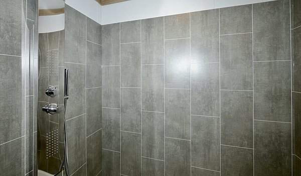 Single Section / Isabel 9676 Bathroom 66314