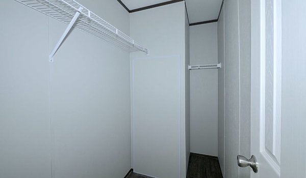 Single Section / Tiffany J76K Bedroom 65491