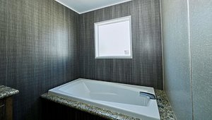 Multi Section / Magnificent 7 2323 Bathroom 65516