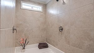 Multi Section / Longview 5065 Bathroom 66121