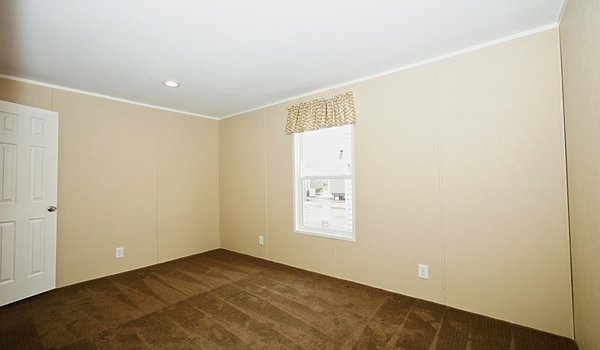 Single Section / Park Forest 323 Bedroom 66184