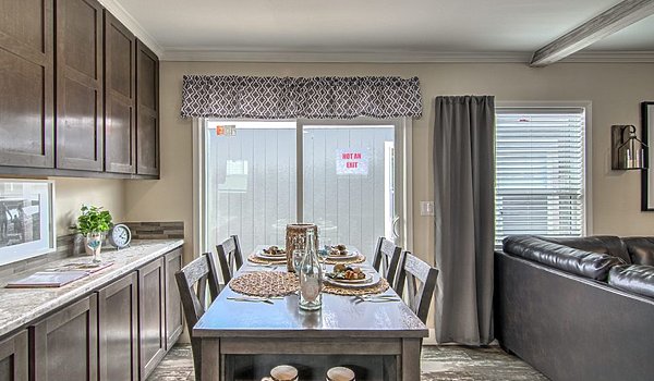 Single Section / Gold Spur 5616 Kitchen 66411
