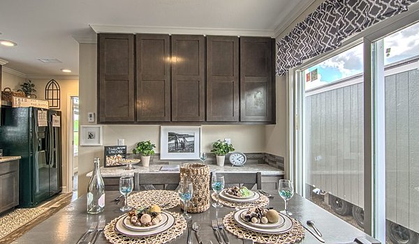 Single Section / Gold Spur 5616 Kitchen 66412
