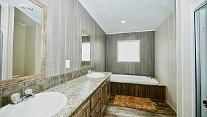 Multi Section / Magnificent 7 2320 Bathroom 66464