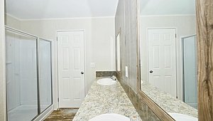 Multi Section / Magnificent 7 2320 Bathroom 66466