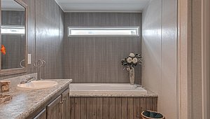 Multi Section / Magnificent 7 2322 Bathroom 66541