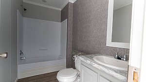 Acorn / Silverado 2348 Bathroom 118252