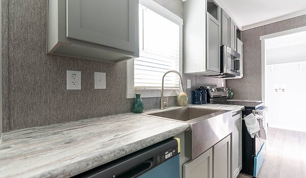 Acorn / Silverado 2348 Kitchen 118241
