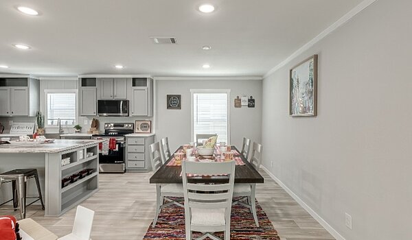 RICH LIKE MAHOGANY / $140,650** Interior 133337