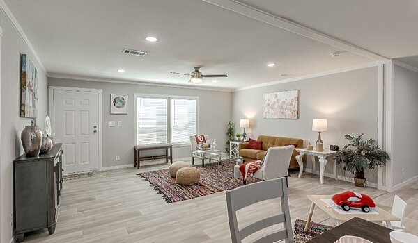 RICH LIKE MAHOGANY / $140,650** Interior 133330