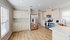 Meridian Summit / Trailhead 16521P Interior 135225