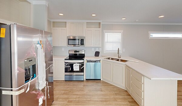 Meridian Summit / Trailhead 16521P Interior 135226