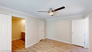 Meridian Summit / Overlook 16763B Interior 135238